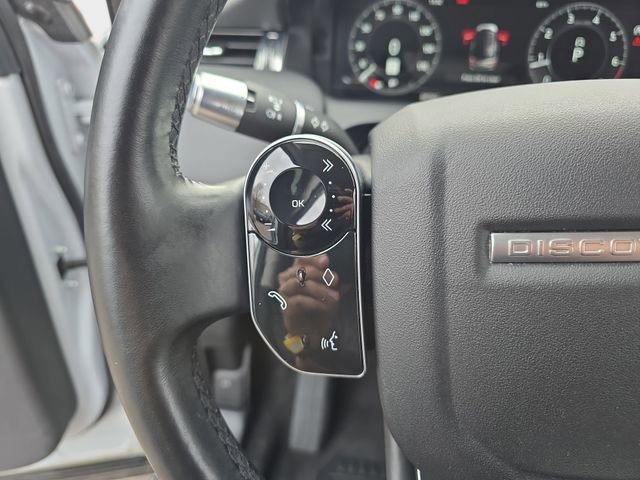 Used 2020 Land Rover Discovery Sport SE image 20
