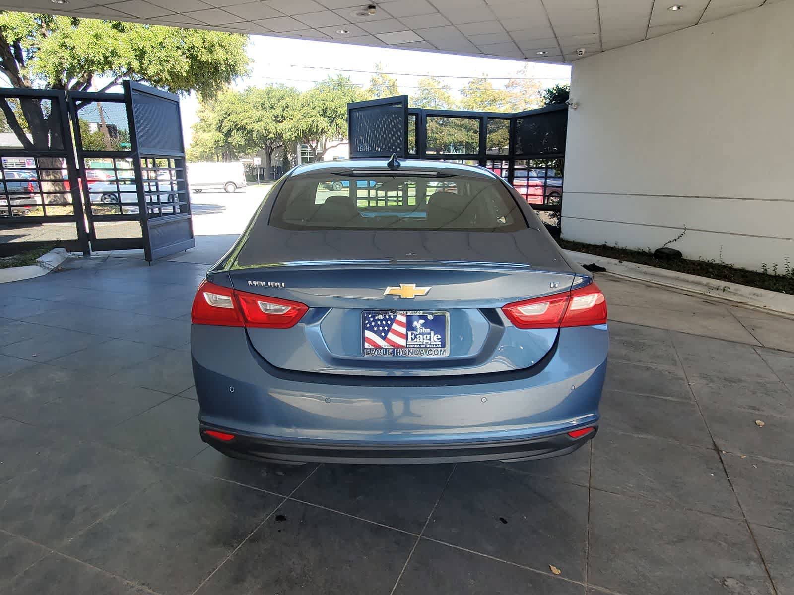 Used 2025 Chevrolet Malibu LT FWD image 5