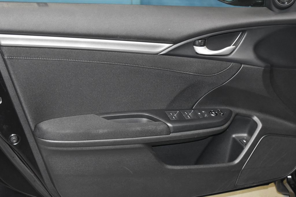 Used 2017 Honda Civic EX image 4