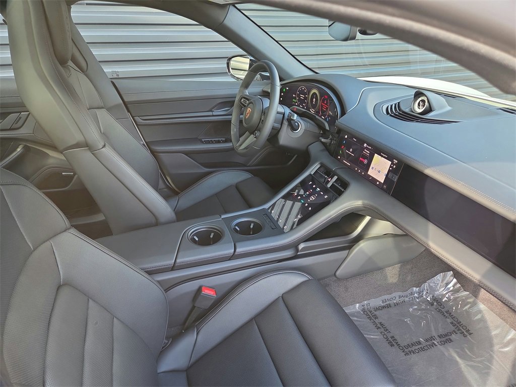 New 2026 Porsche Taycan image 18