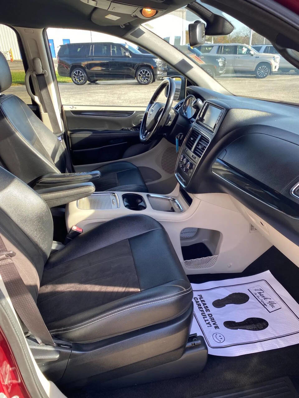Used 2020 Dodge Grand Caravan SXT FWD image 30