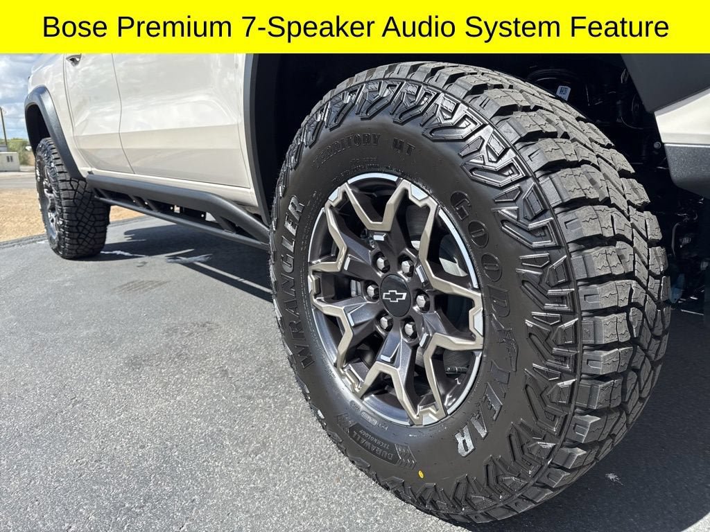New 2026 Chevrolet Colorado ZR2 w/ Technology Package AWD/4WD image 9