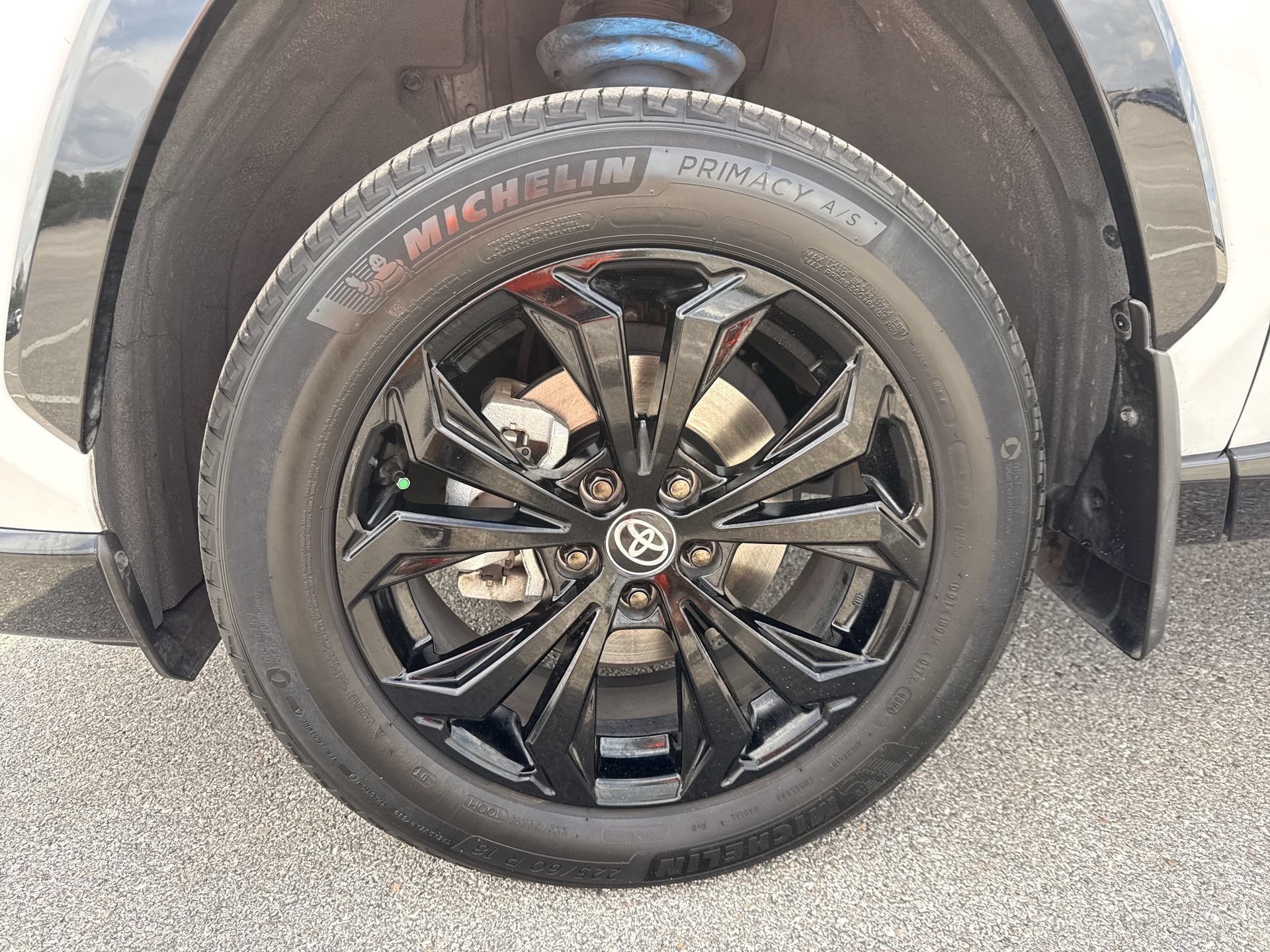 Certified 2024 Toyota RAV4 XSE AWD/4WD image 19