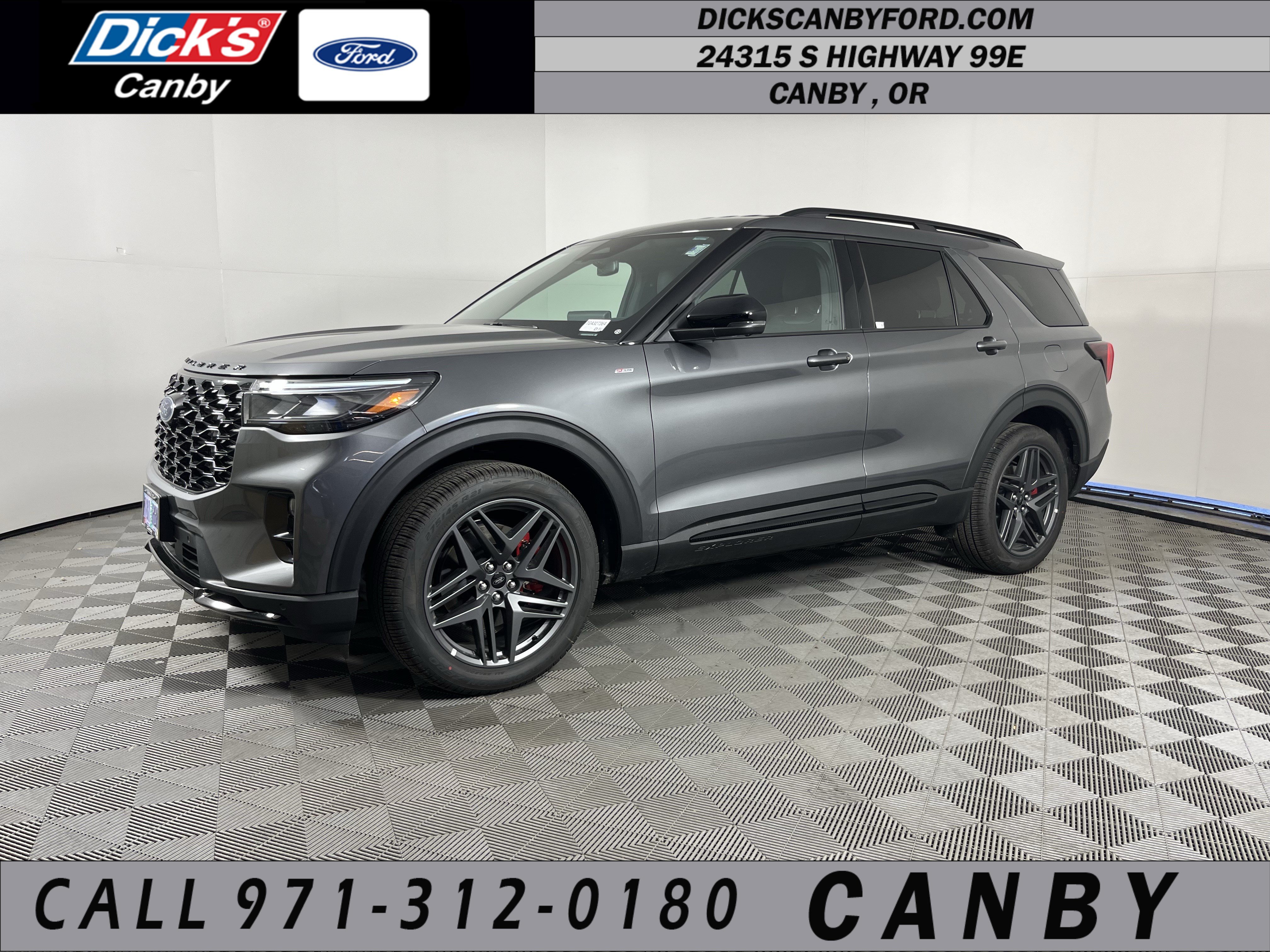 Used 2026 Ford Explorer ST-Line w/ ST-Line Street Pack AWD/4WD image 1