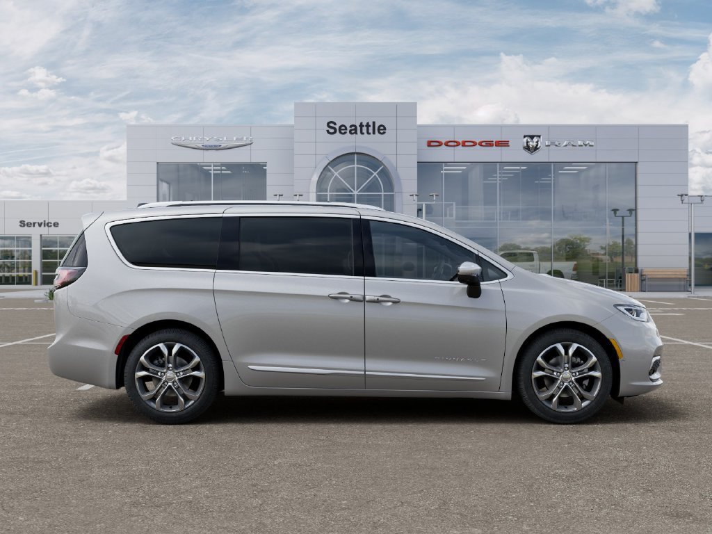 New 2026 Chrysler Pacifica Pinnacle FWD image 22