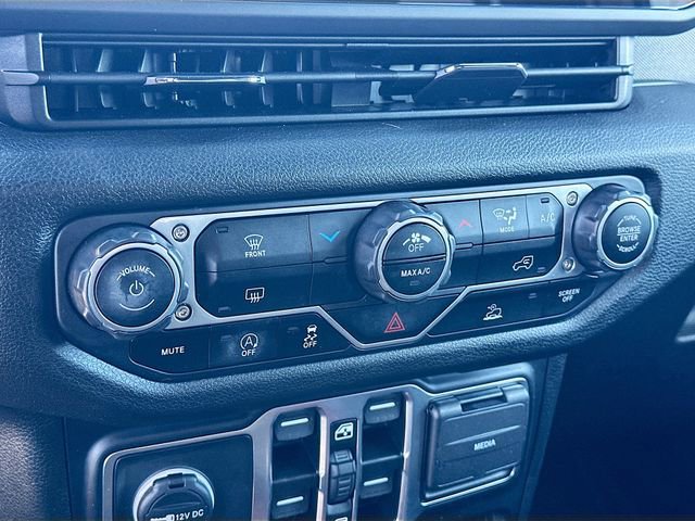 Used 2024 Jeep Wrangler Sport S image 15