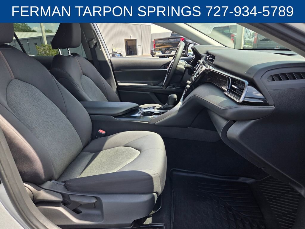 Used 2020 Toyota Camry LE FWD image 20