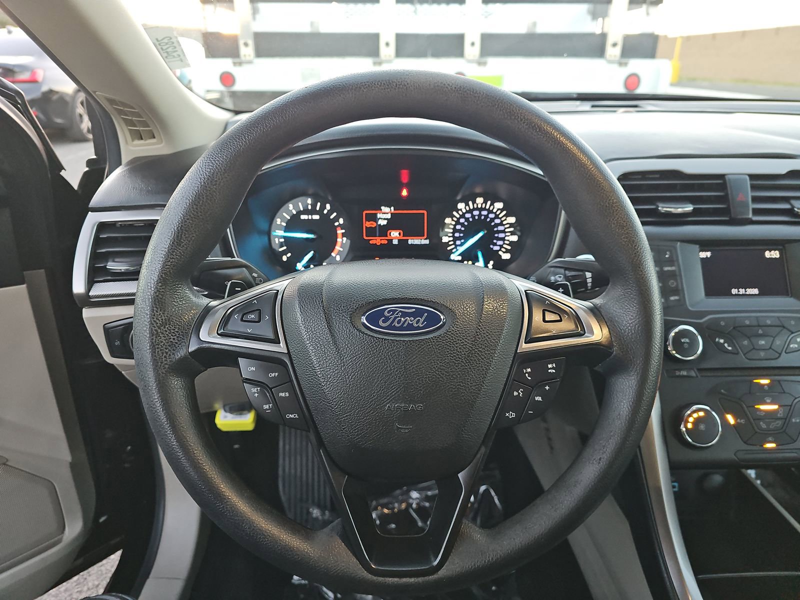 Used 2017 Ford Fusion SE image 14