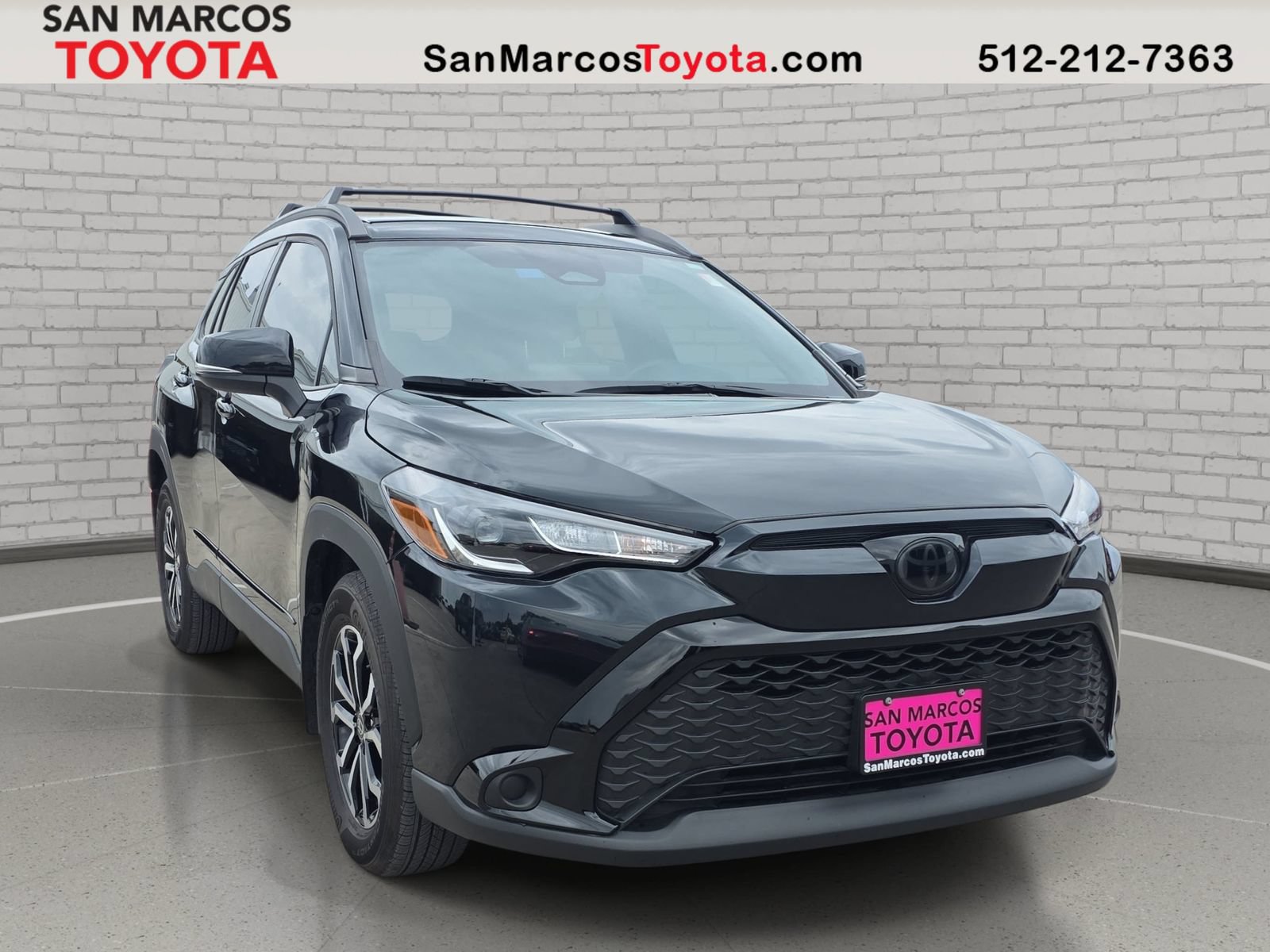 Used 2025 Toyota Corolla Cross AWD Hybrid image 3