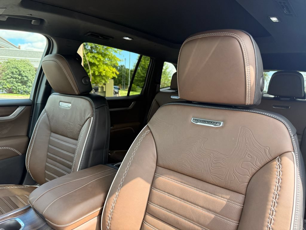 New 2026 GMC Acadia Denali Ultimate w/ LPO, Floor Liner Package FWD image 14