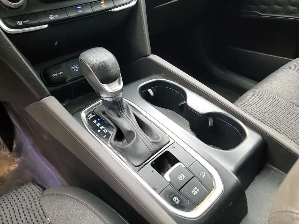 Used 2019 Hyundai Santa Fe SE image 18