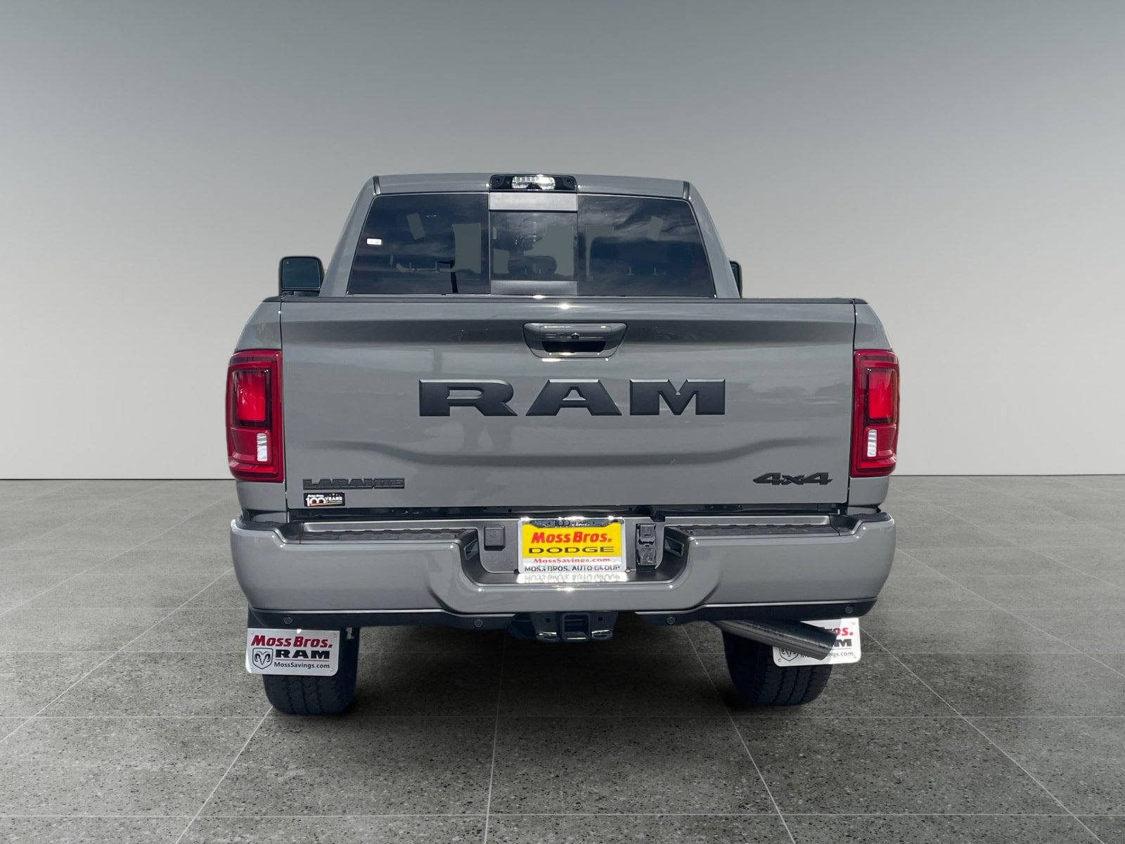 New 2026 RAM 2500 Laramie AWD/4WD image 4