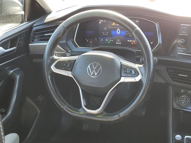 Used 2022 Volkswagen Jetta SE FWD image 26