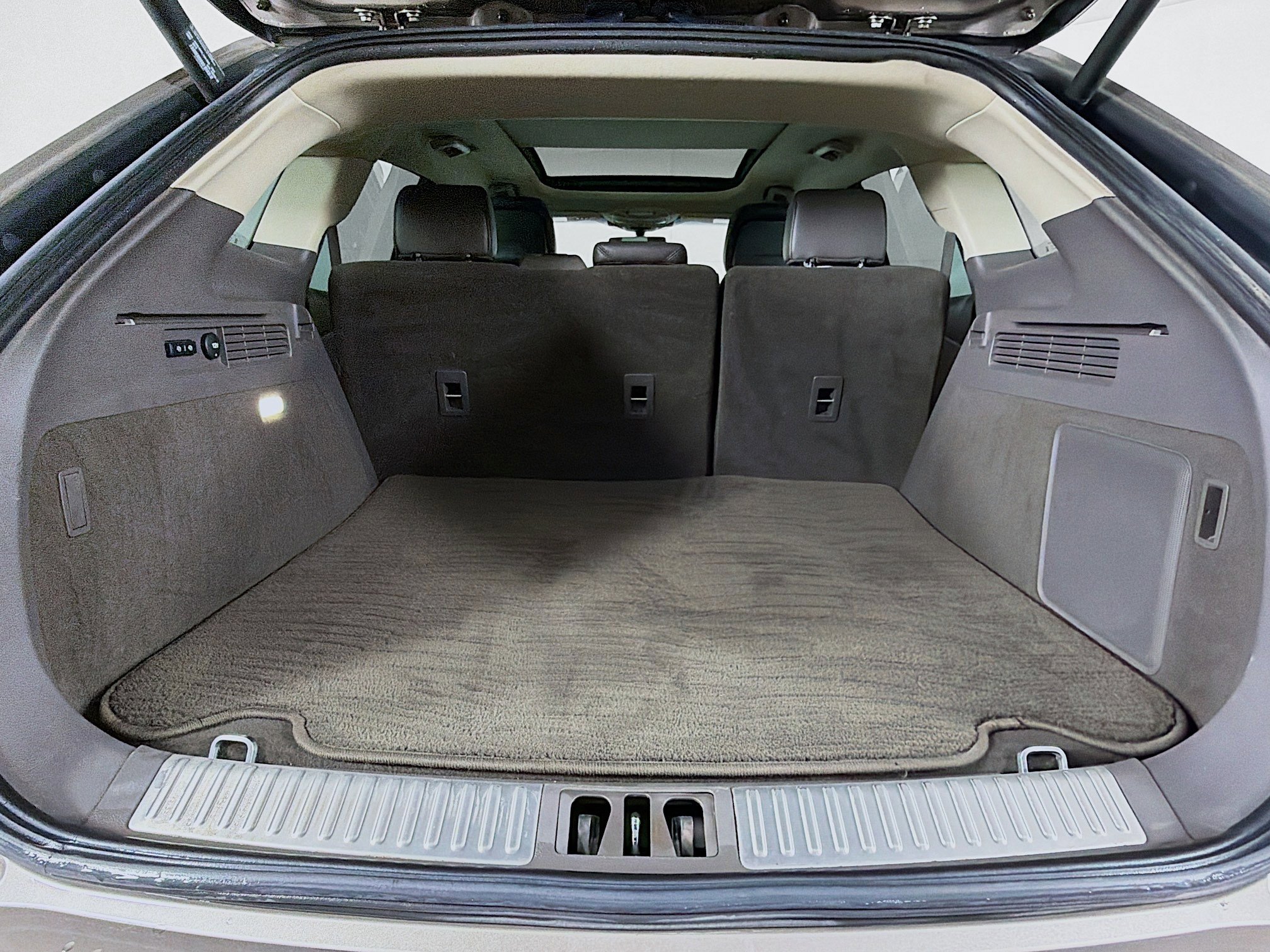 Used 2020 Lincoln Nautilus Reserve w/ Equipment Group 201A image 26