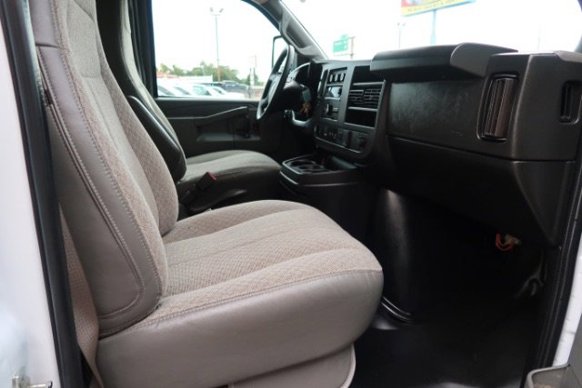 Used 2022 Chevrolet Express 3500 w/ Power Convenience Package image 10