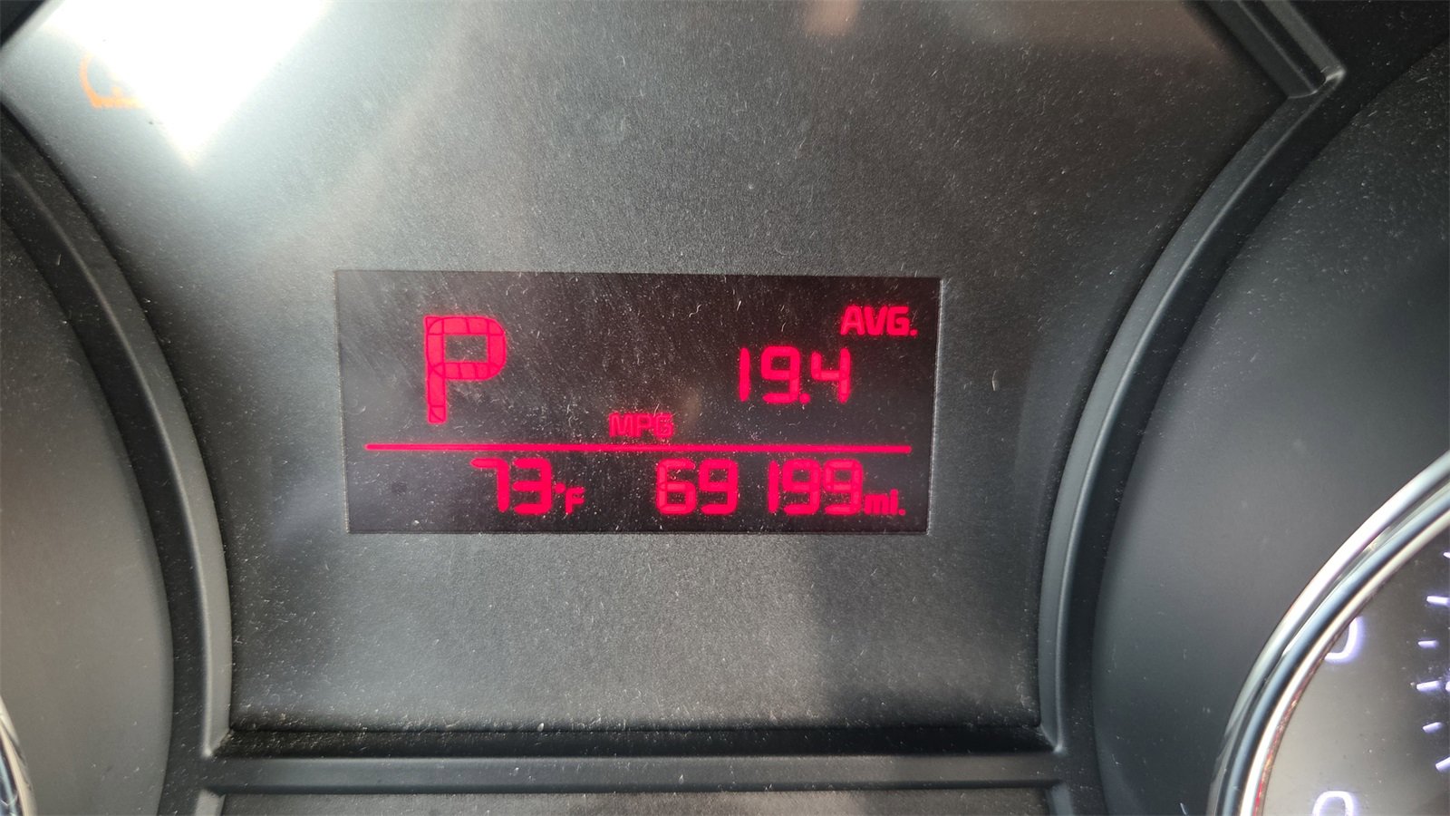 Used 2018 Kia Sedona L image 11