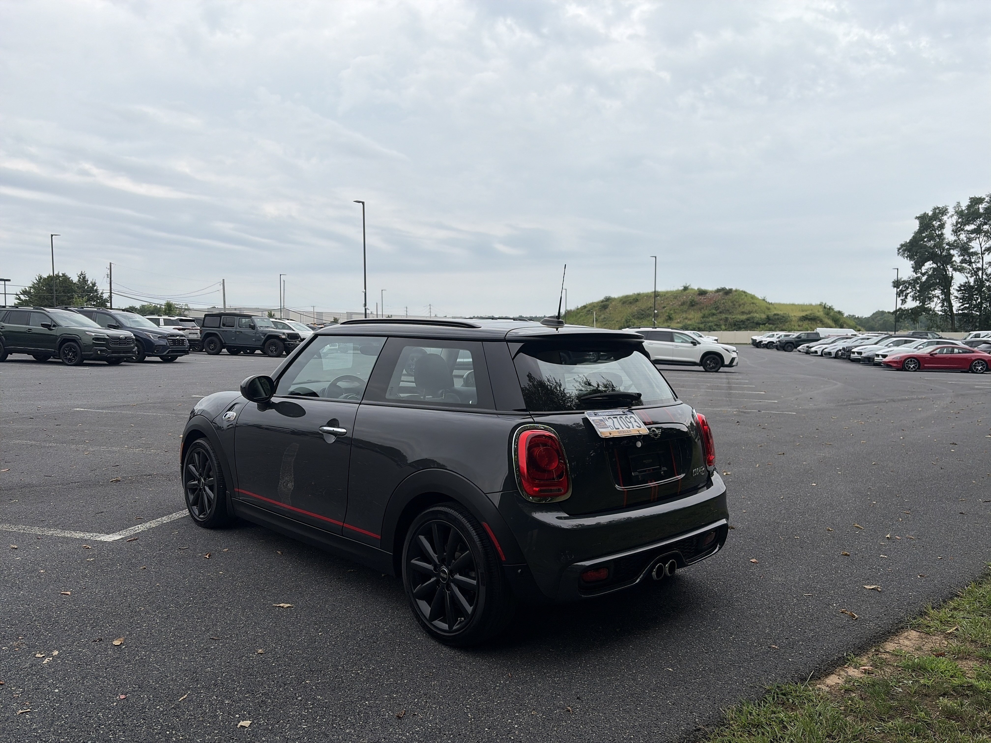 Used 2017 MINI Cooper S FWD image 7