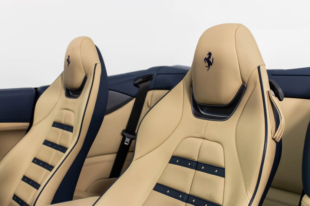 Certified 2022 Ferrari Portofino M image 44