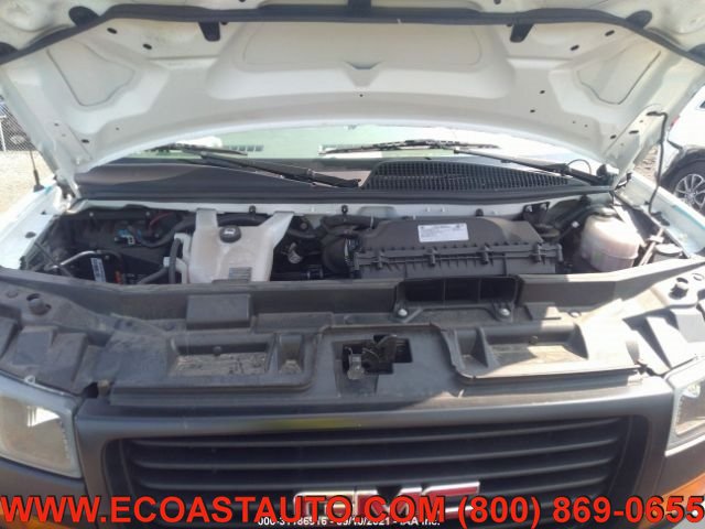 Used 2019 GMC Savana 2500 w/ Driver Convenience Package RWD image 6