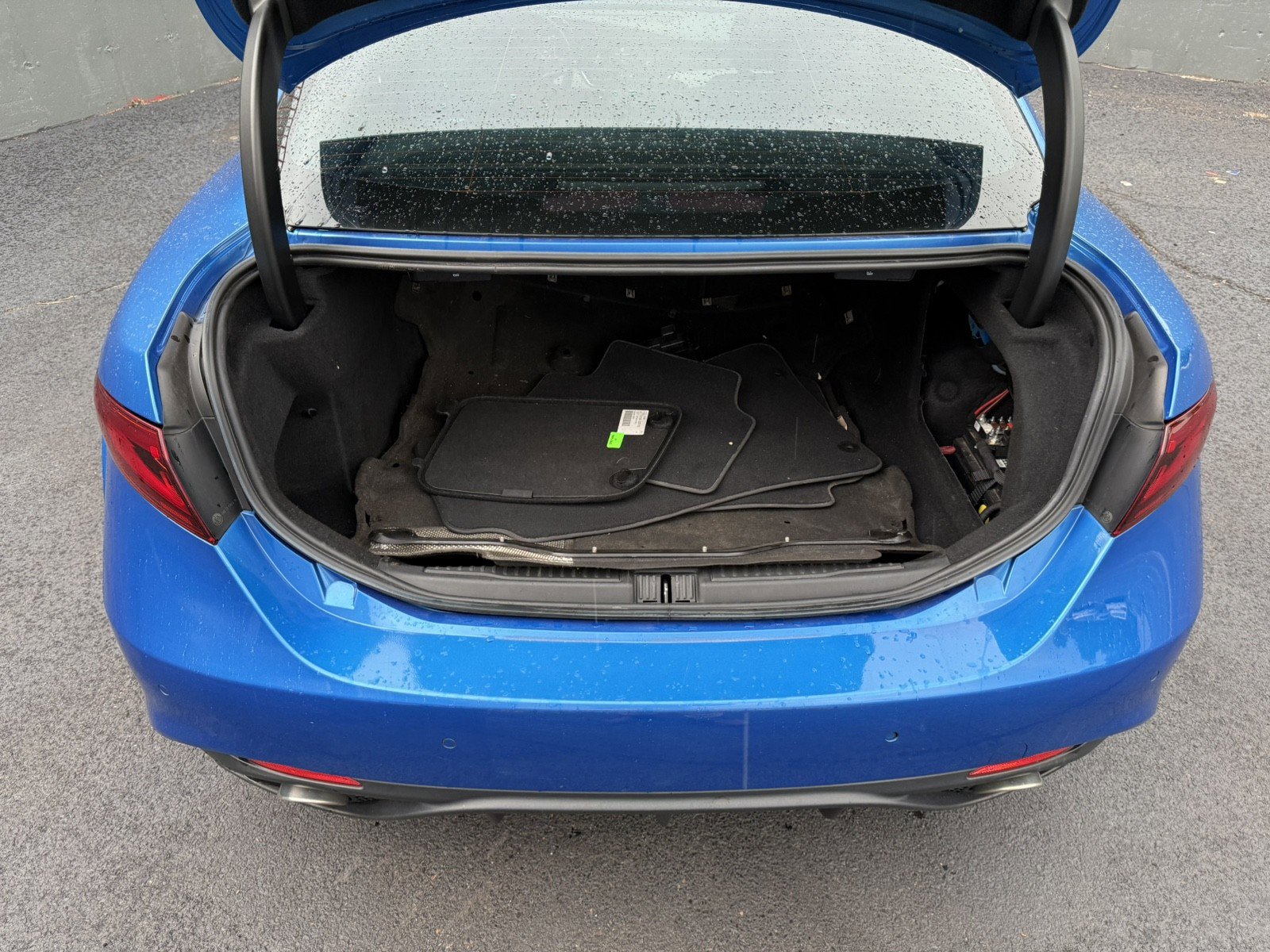 Used 2018 Alfa Romeo Giulia Ti Sport w/ Quick Order Package 22S Sport image 19