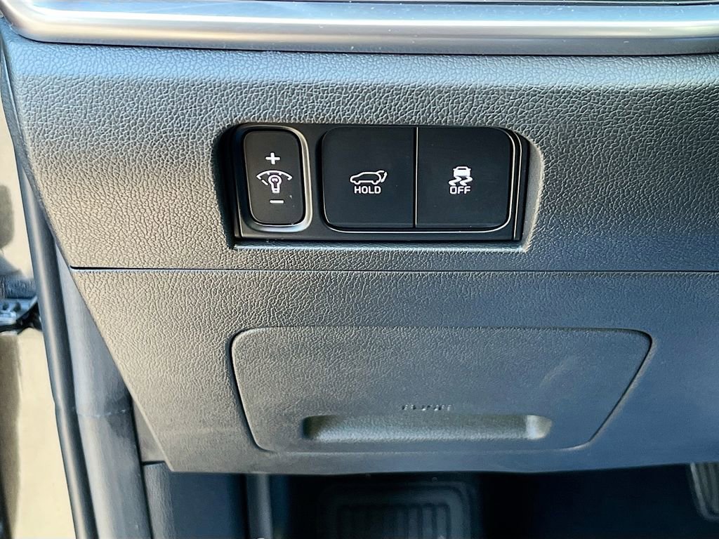 Certified 2025 Kia Sorento EX w/ EX Panoramic Sunroof Package image 17