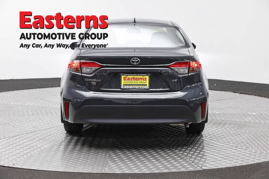Used 2025 Toyota Corolla LE FWD image 6