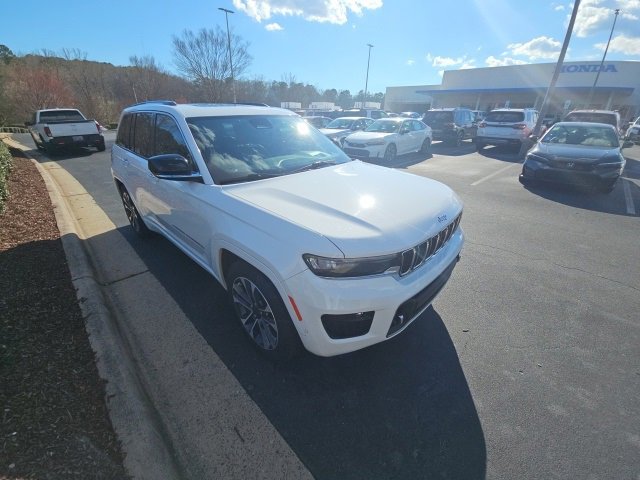 Used 2023 Jeep Grand Cherokee Overland w/ Adv Protech Group III image 7