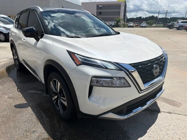 Used 2023 Nissan Rogue Platinum w/ Platinum Premium Package FWD image 4