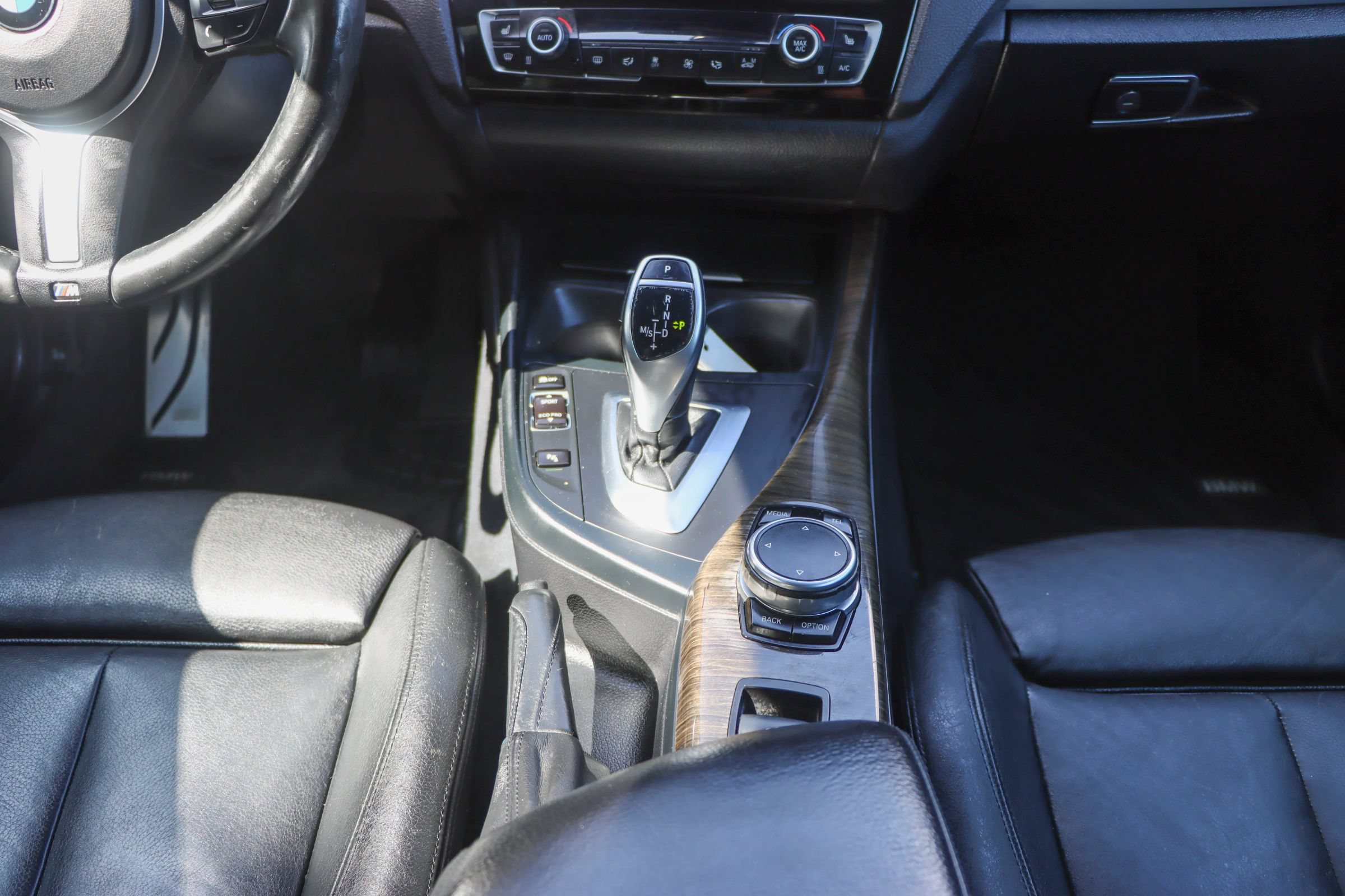 Used 2016 BMW 228i xDrive Convertible w/ M Sport Package AWD/4WD image 31