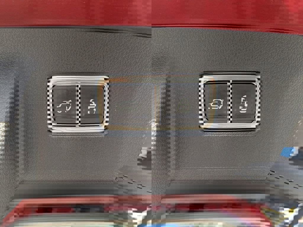 Used 2023 Kia Sorento SX image 9