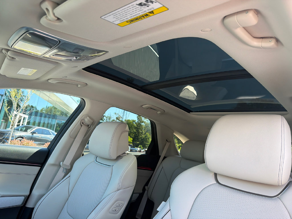 New 2027 Genesis GV70 2.5T Advanced AWD/4WD image 34