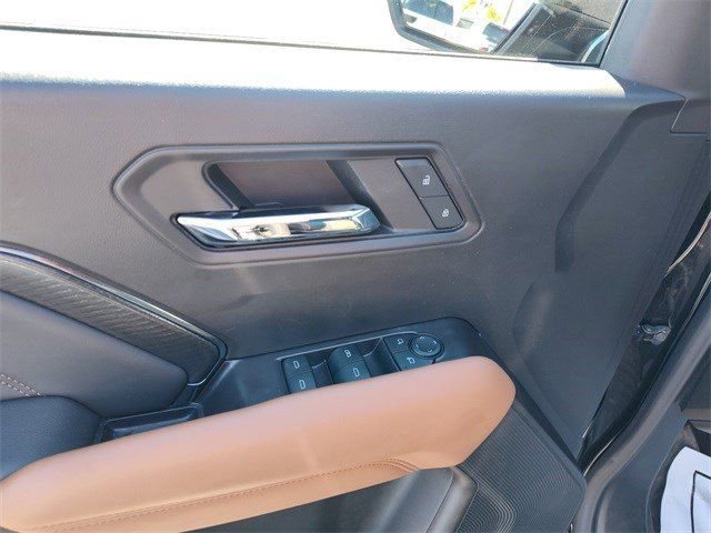 Used 2024 GMC Canyon AT4 AWD/4WD image 19