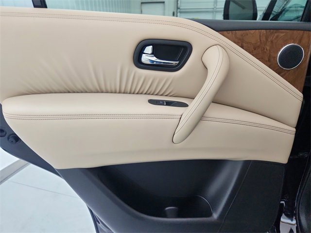 Used 2024 Nissan Armada SL w/ Captain's Chairs Package image 39