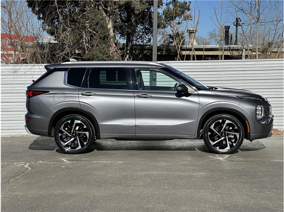 Used 2022 Mitsubishi Outlander SEL AWD/4WD image 6