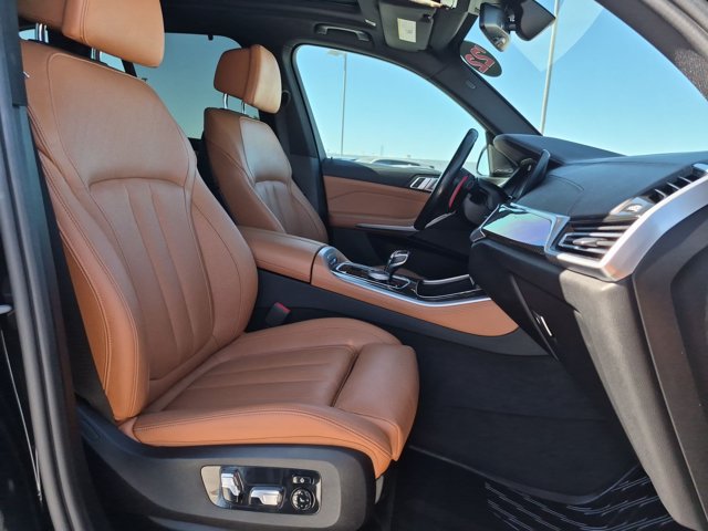 Used 2022 BMW X5 M50i w/ Executive Package AWD/4WD image 22