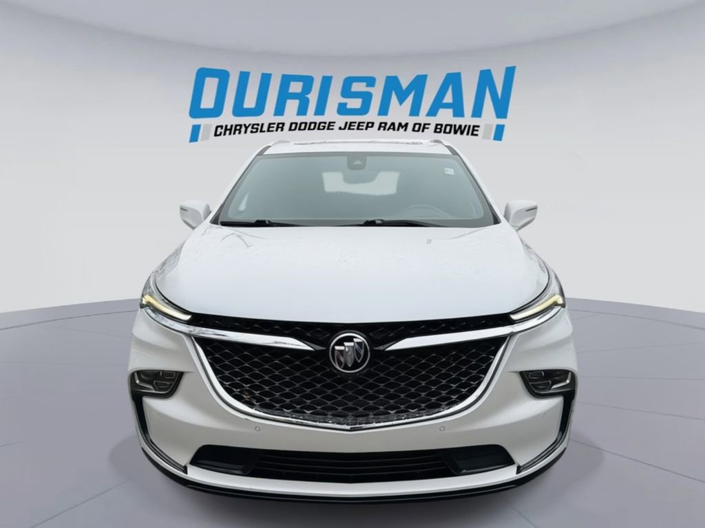 Used 2022 Buick Enclave Avenir w/ Avenir Technology Package image 8