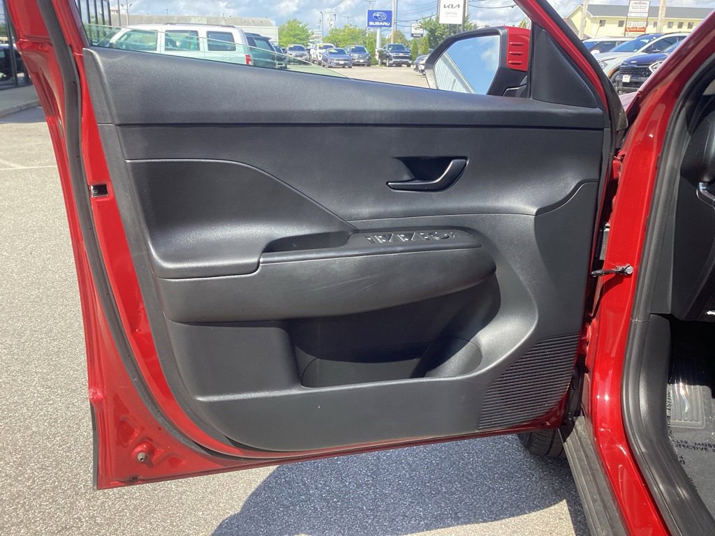Used 2024 Hyundai Kona SEL w/ Convenience Package AWD/4WD image 11