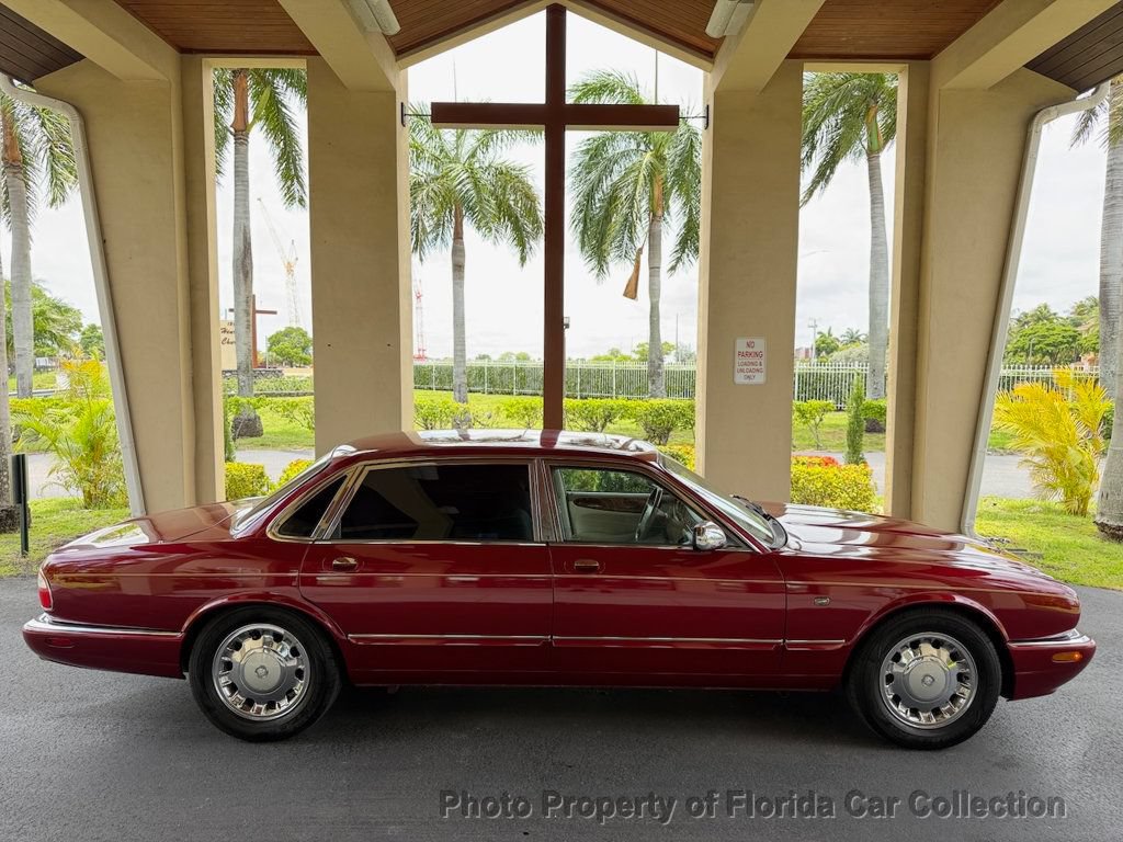 Used 1999 Jaguar XJ8 L RWD image 80