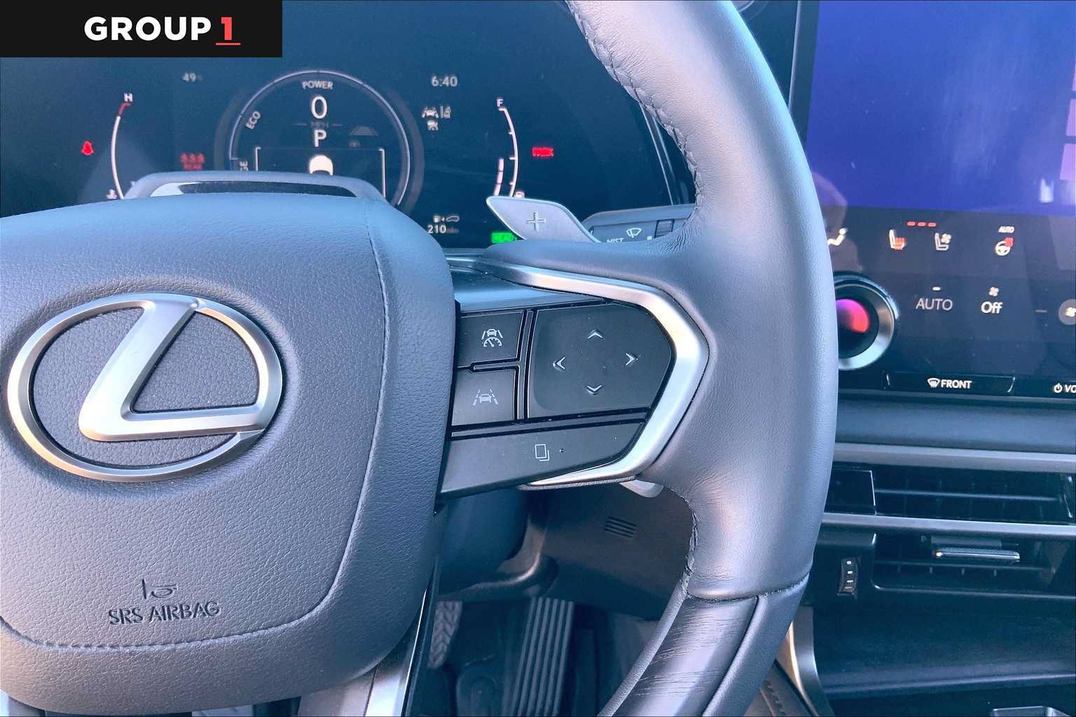 Used 2023 Lexus RX 350 w/ Cold Area Package AWD/4WD image 24