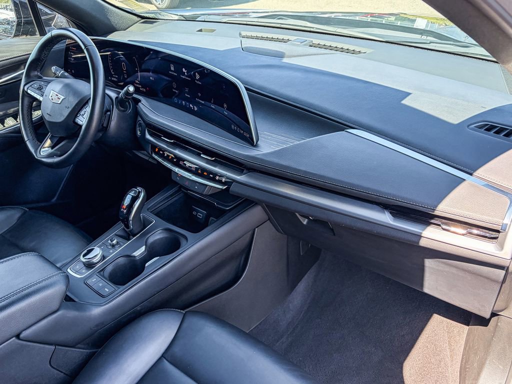 Certified 2024 Cadillac XT4 Premium Luxury image 34