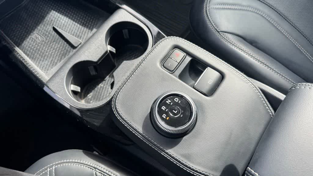 Used 2022 Ford Mustang Mach-E Premium AWD/4WD image 25