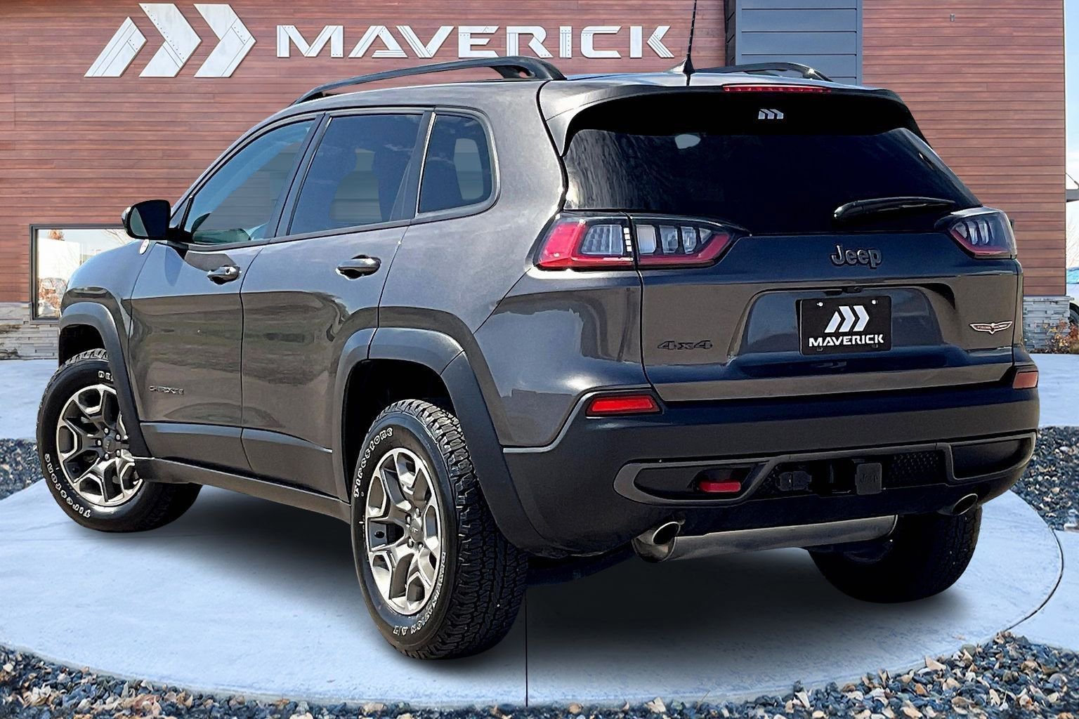 Used 2022 Jeep Cherokee Trailhawk w/ Sun, Sound & Nav Group image 4