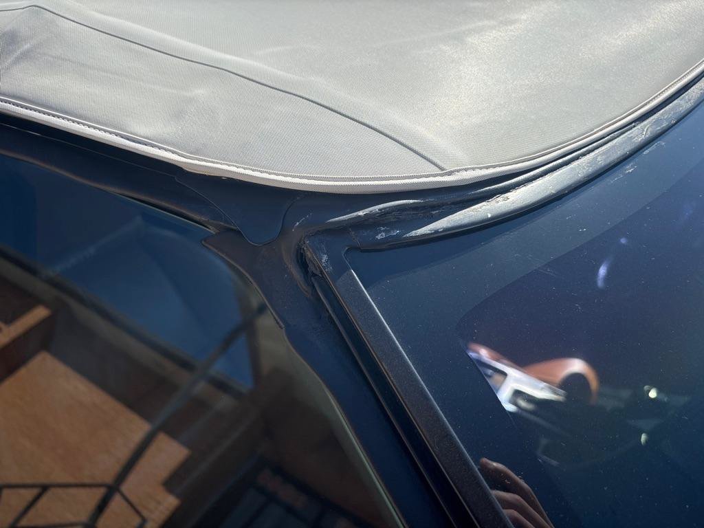 Used 1990 Chevrolet Corvette Convertible RWD image 9
