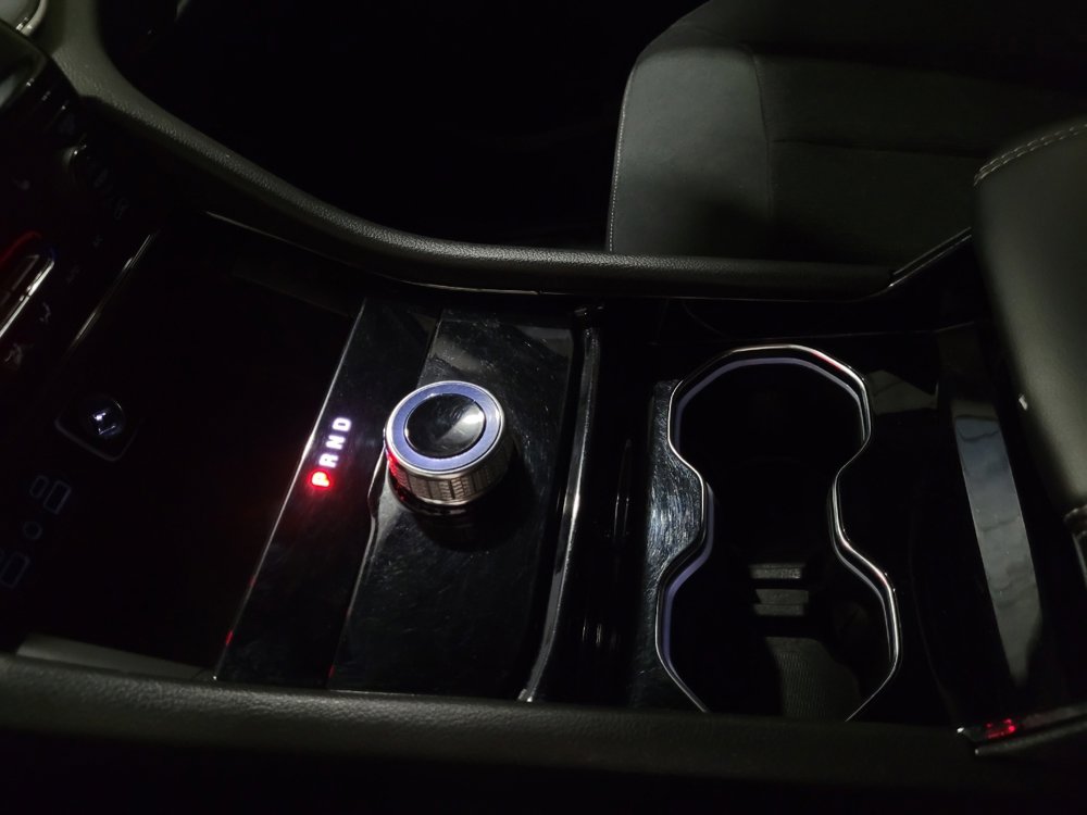 Used 2023 Jeep Grand Cherokee Laredo w/ Luxury Tech Group I image 26