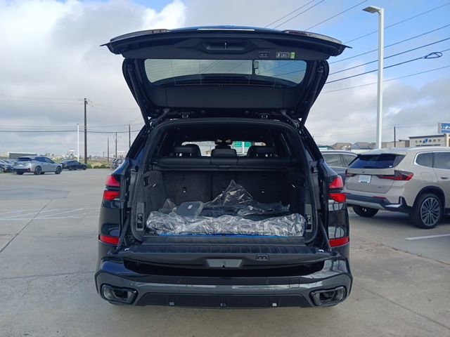 New 2026 BMW X5 xDrive50e image 10