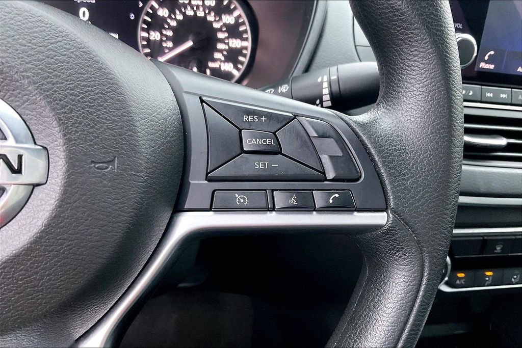 Used 2022 Nissan Altima 2.5 SV image 28