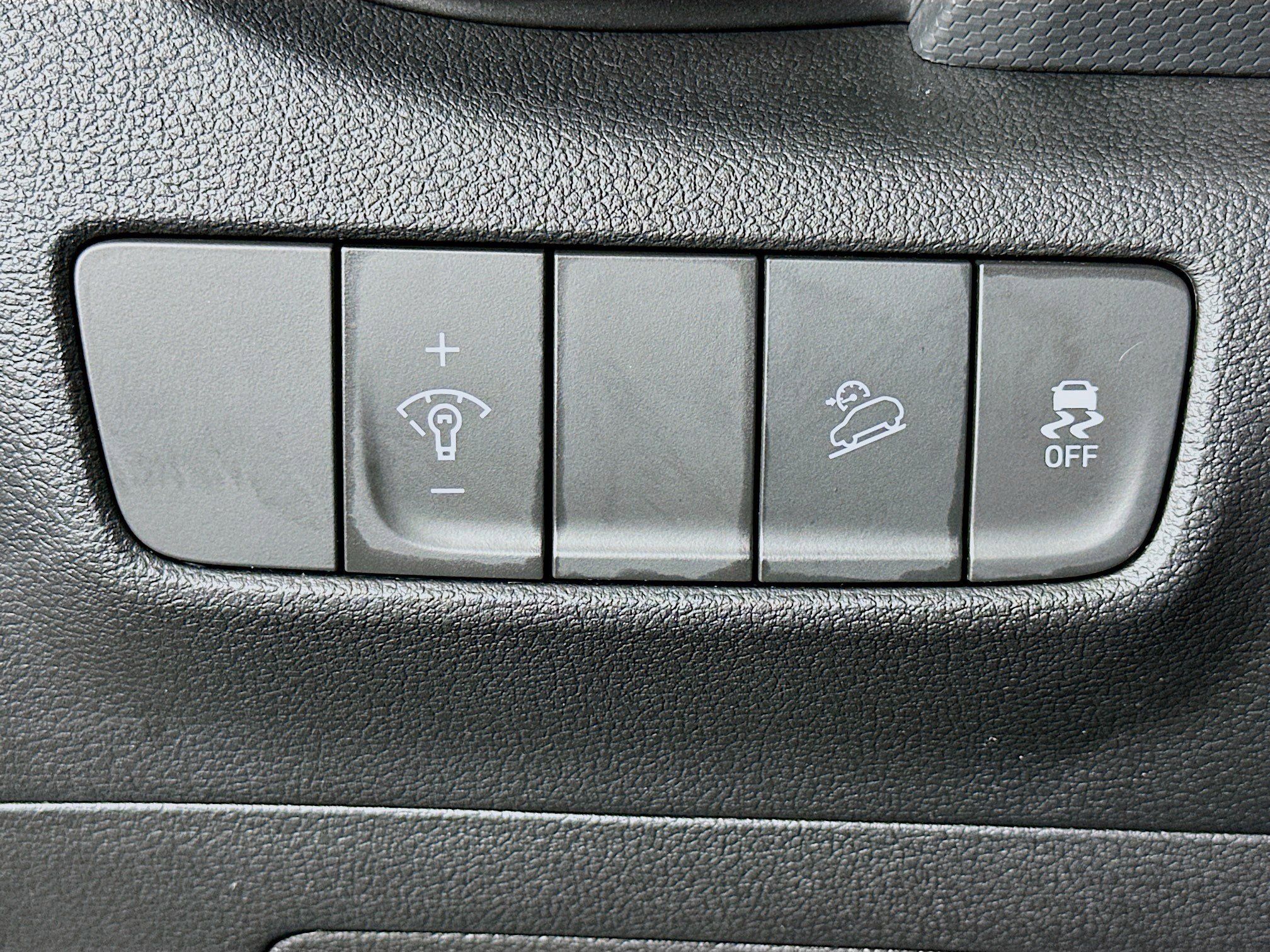 Used 2023 Hyundai Kona SEL w/ Cargo Package image 13