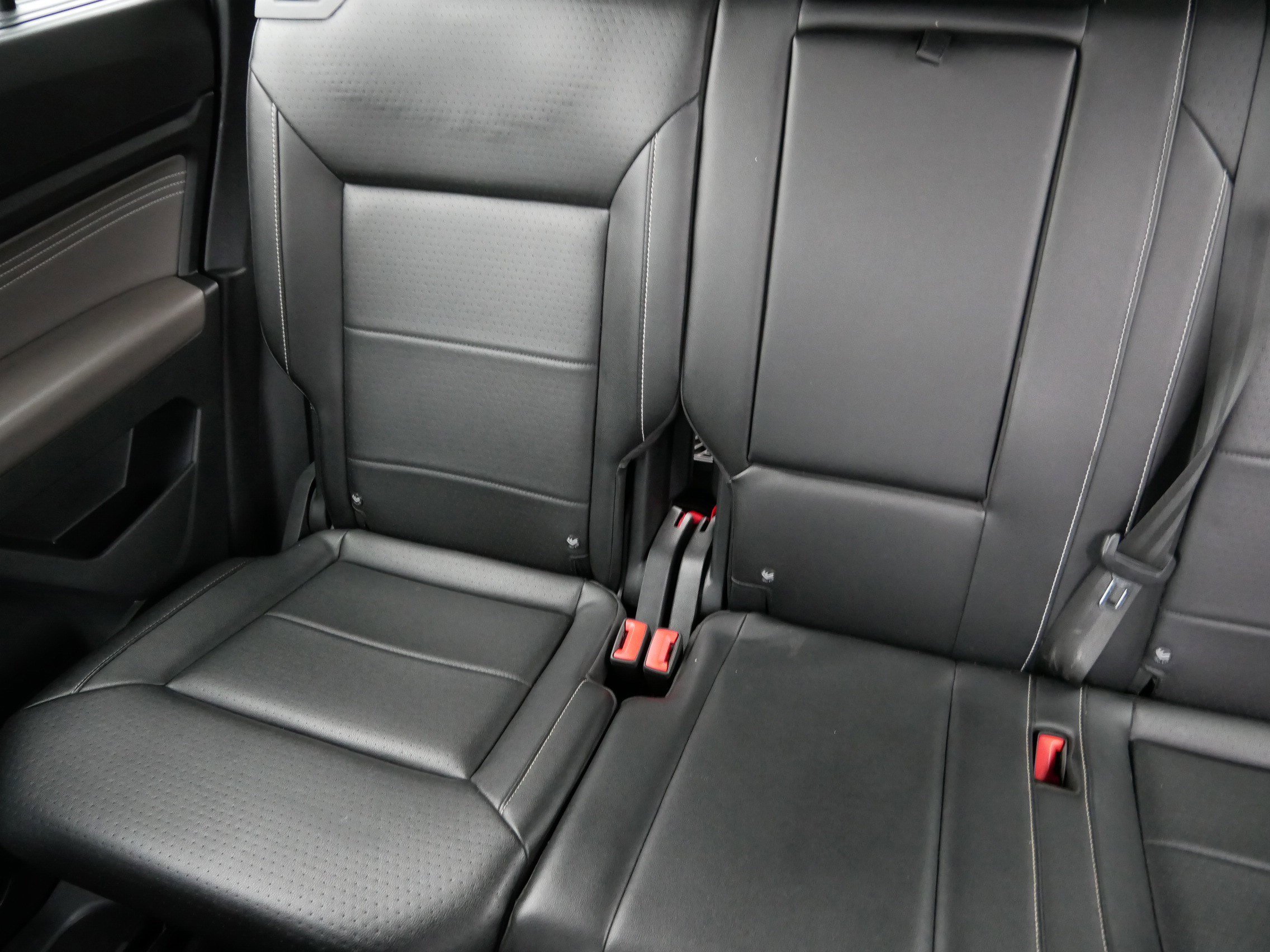 Certified 2022 Volkswagen Atlas SE image 12