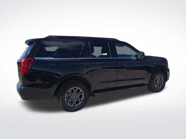 Used 2025 Ford Expedition Active AWD/4WD image 3