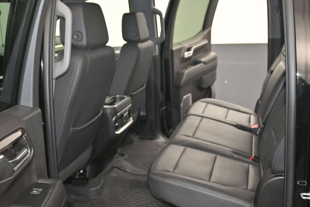 Certified 2023 Chevrolet Silverado 1500 LTZ w/ LTZ Premium Package AWD/4WD image 13